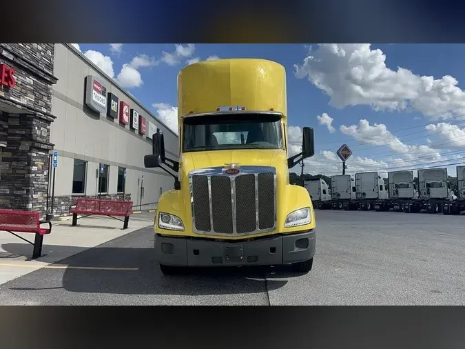 2021 Peterbilt 579