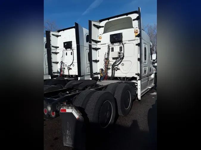 2017 FREIGHTLINER/MERCEDES CASCADIA 125