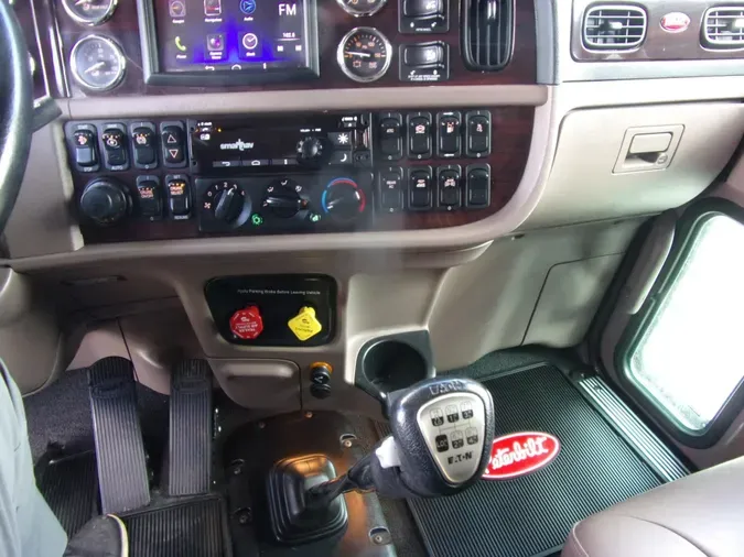2022 Peterbilt 389355124654c3d0b594f8366bc21bdf529