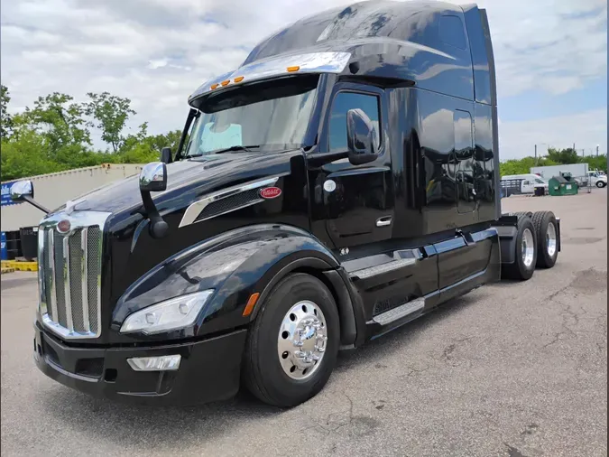 2022 Peterbilt 579355158f2e4251385f80efb4382675f17