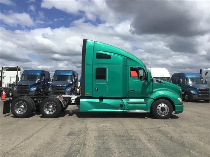 2021 KENWORTH T680