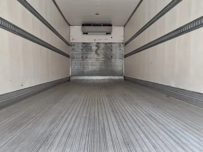 2020 FREIGHTLINER M2 106