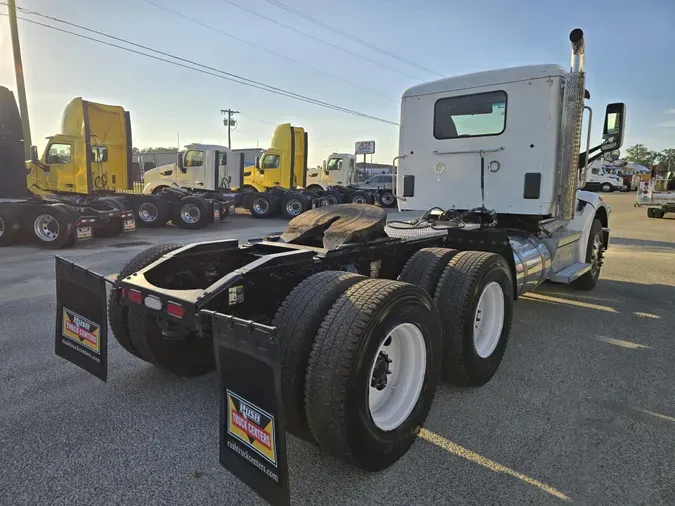 2020 Peterbilt 567