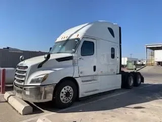 2020 FREIGHTLINER/MERCEDES NEW CASCADIA PX12664