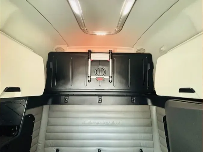 2022 FREIGHTLINER CASCADIA 126
