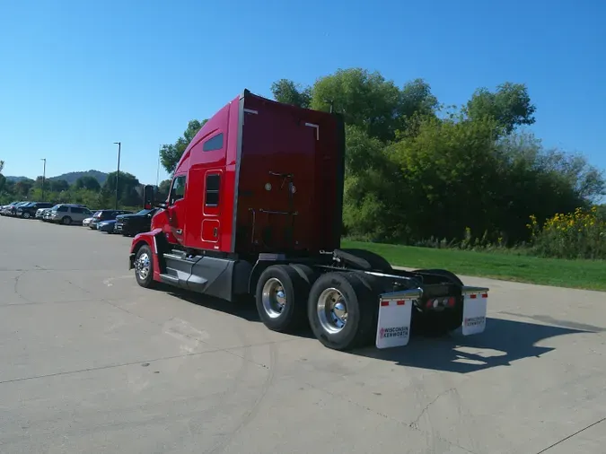 2022 Kenworth T680