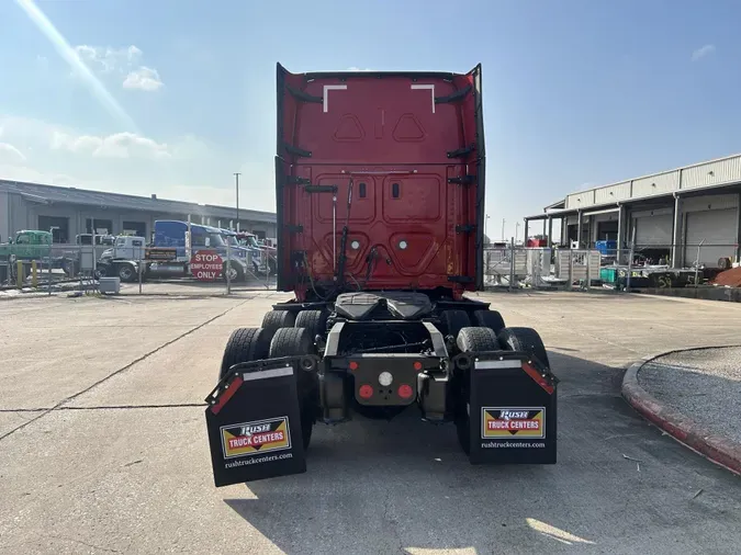 2021 Freightliner Cascadia