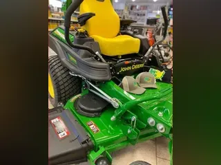2022 John Deere Z920M