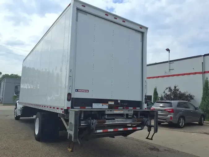 2019 FREIGHTLINER M2 106
