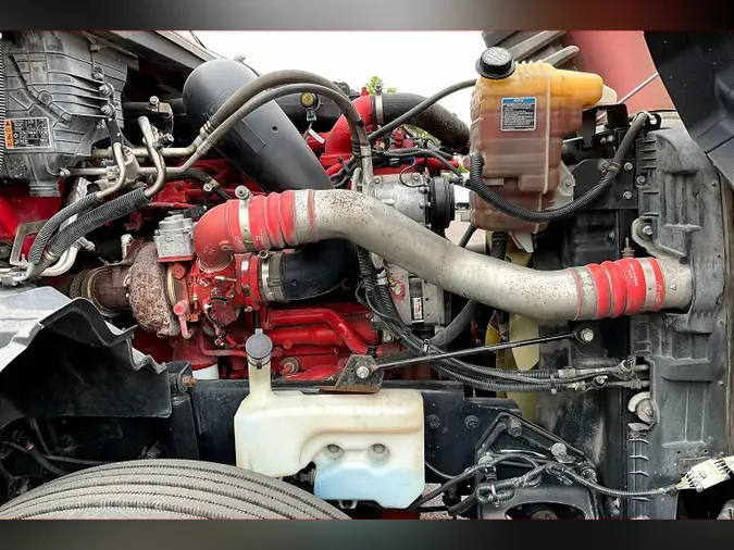 2021 INT LT625 6x4
