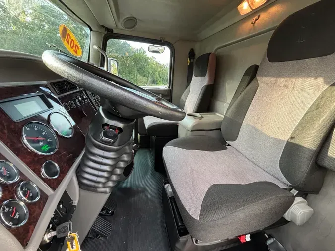 2021 Kenworth T270