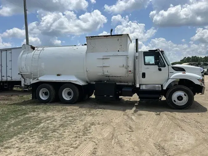 2012 INTERNATIONAL WORKSTAR 7400