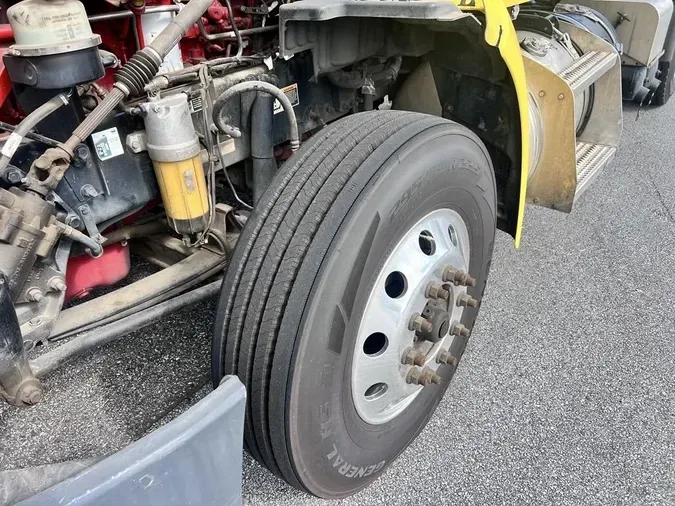 2021 Peterbilt 579