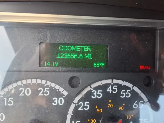 2018 FREIGHTLINER/MERCEDES M2 106