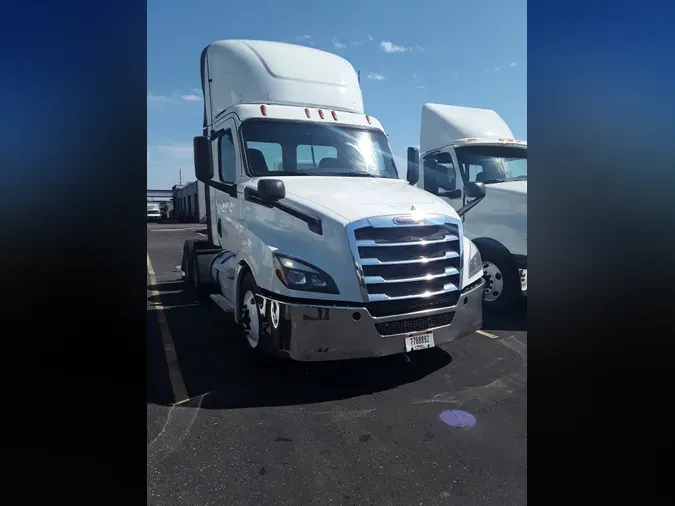 2019 FREIGHTLINER/MERCEDES NEW CASCADIA PX126643575a780e1e77c014253d8f9dcae8185