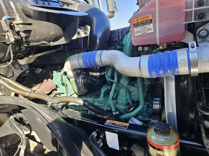 2021 VOLVO VNL64T8603577b09f9f002324b6c1f26344b34754