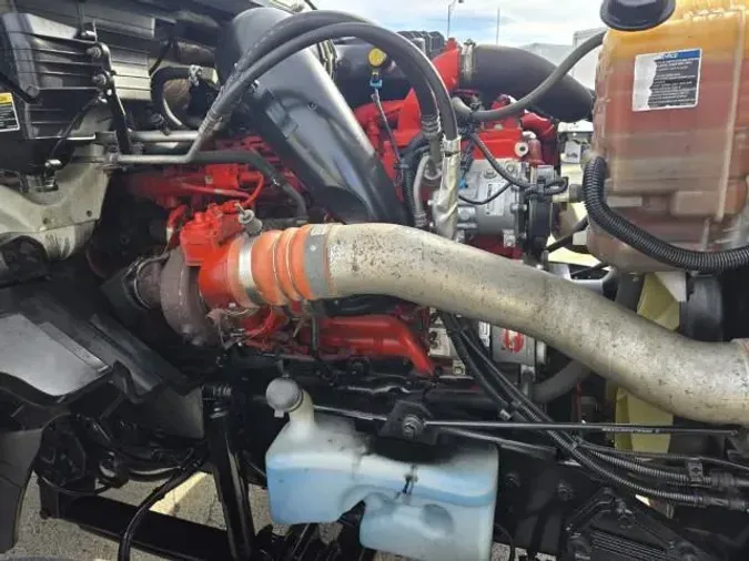 2020 International LT625