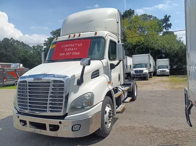 2017 FREIGHTLINER CASCADIA 113