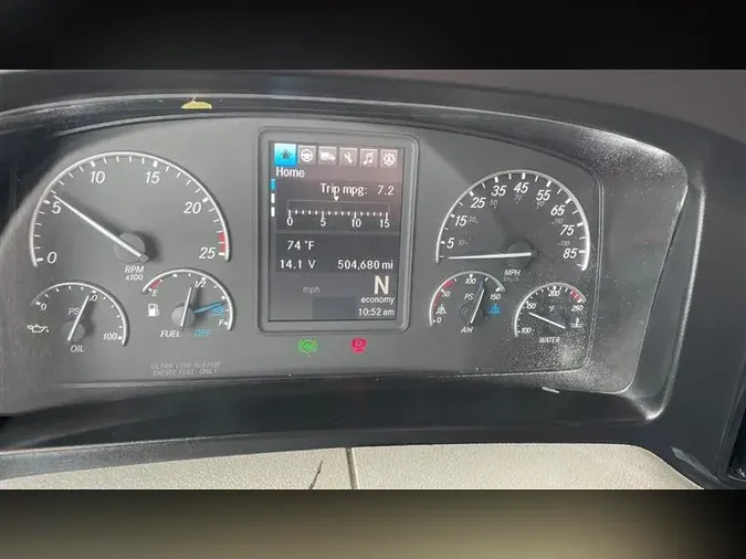 2022 FREIGHTLINER CA126