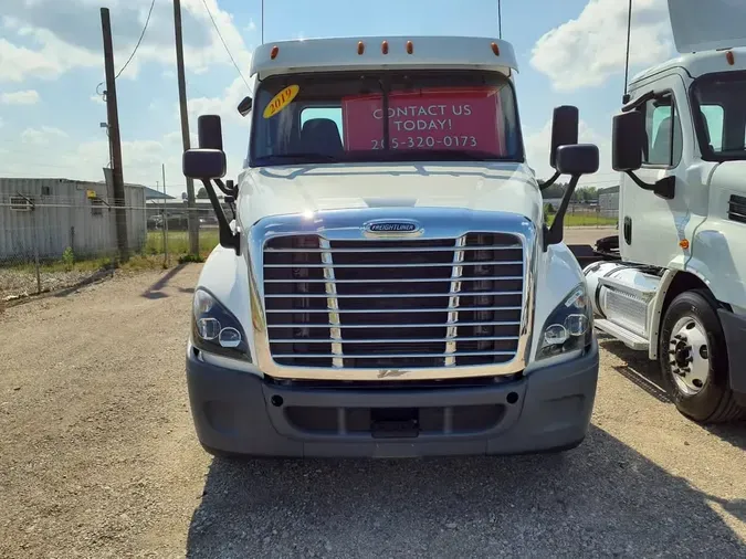 2019 FREIGHTLINER/MERCEDES CASCADIA 125