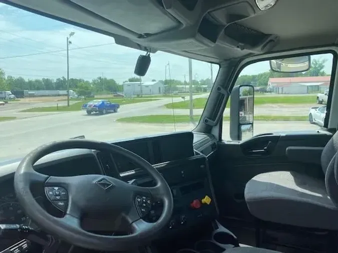 2020 International LT625