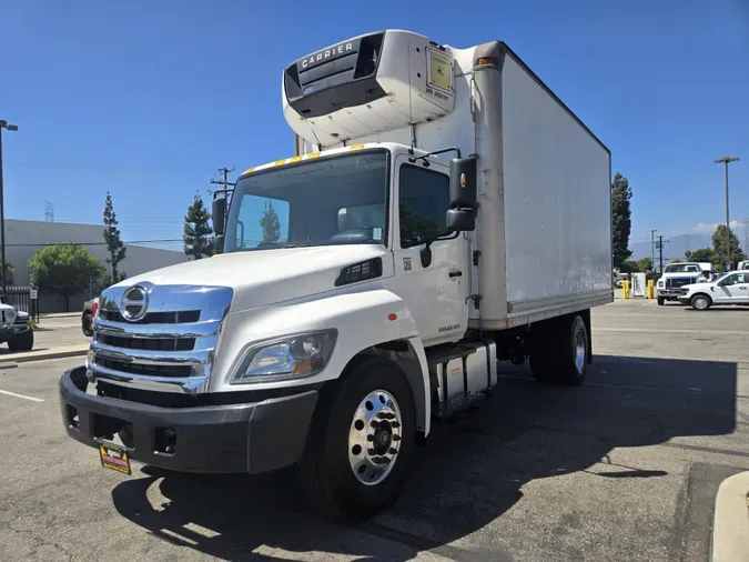 2020 Hino 268A3592a6ce30b9896c081e77f1ba6e673d