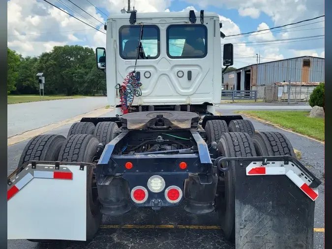 2018 FREIGHTLINER/MERCEDES CASCADIA 125