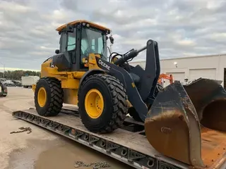 2019 John Deere 544L