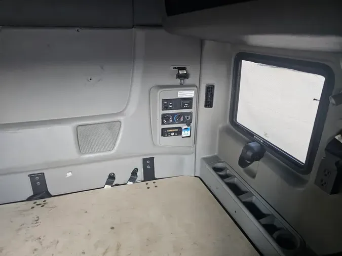 2020 NAVISTAR INTERNATIONAL LT625 SLPR CAB3599c486e63d2e1b1f098328985696fe