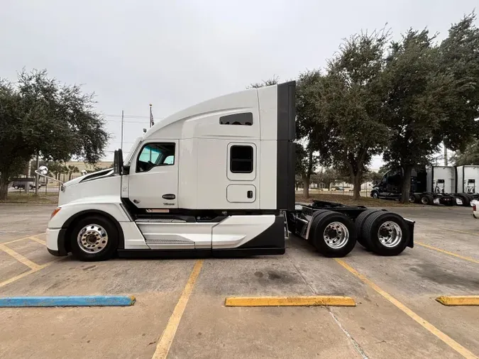 2024 Kenworth T680