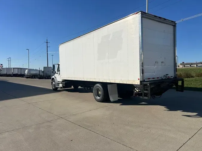 2017 Freightliner M2 106