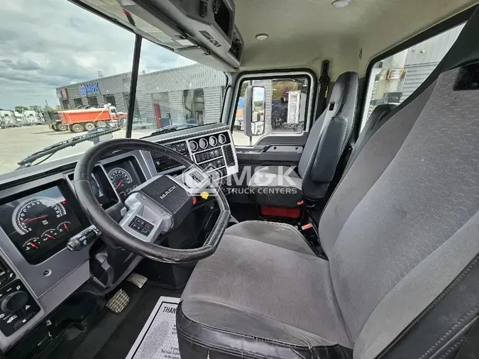 2020 MACK AN64T