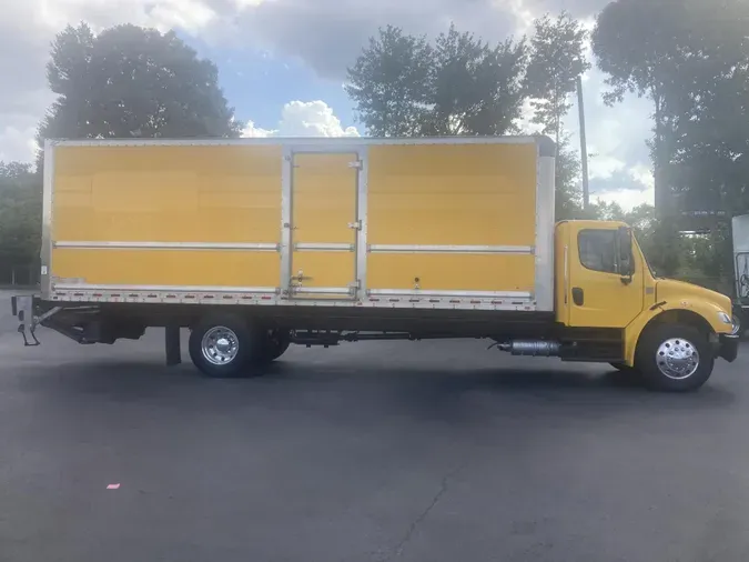2019 Freightliner Business Class M2 106