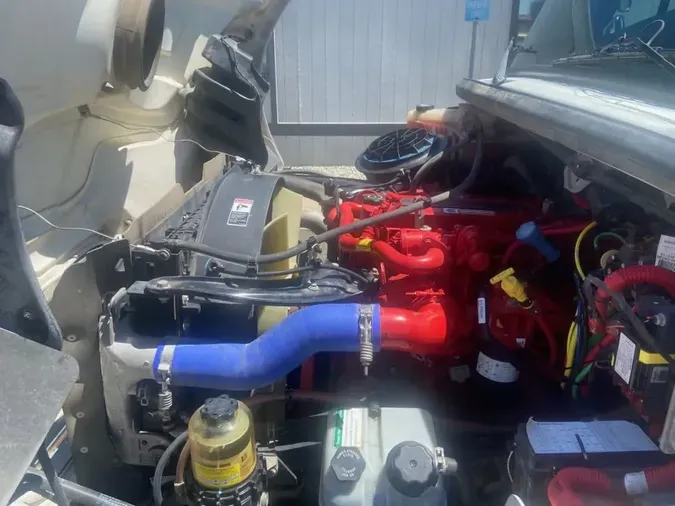 2019 FREIGHTLINER/MERCEDES M2 106