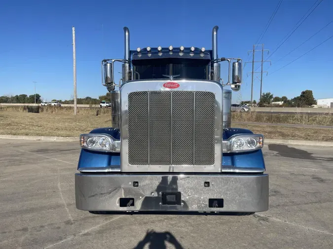 2024 Peterbilt 389