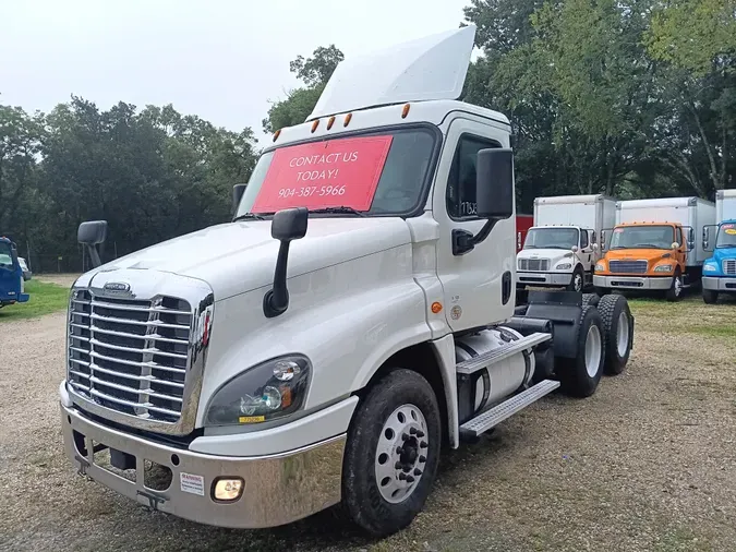 2018 FREIGHTLINER/MERCEDES CASCADIA 125