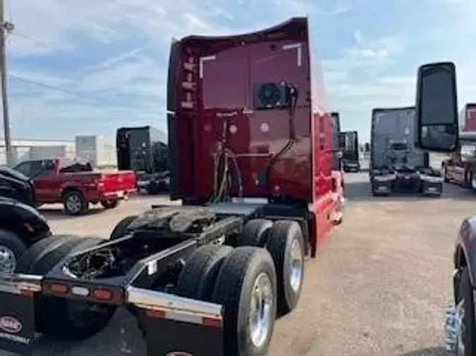  PETERBILT 579