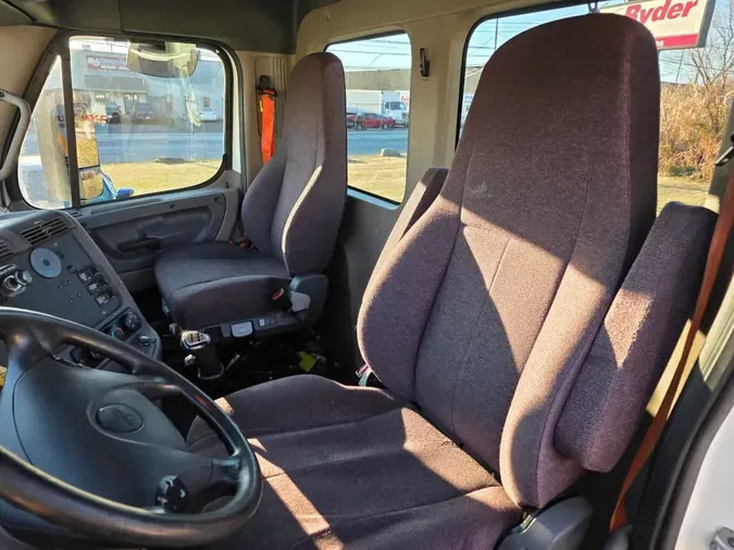 2019 FREIGHTLINER/MERCEDES CASCADIA 125