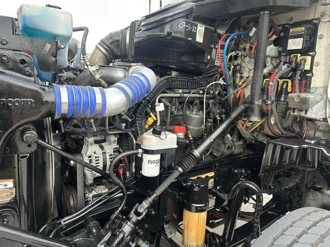 2020 Peterbilt 567