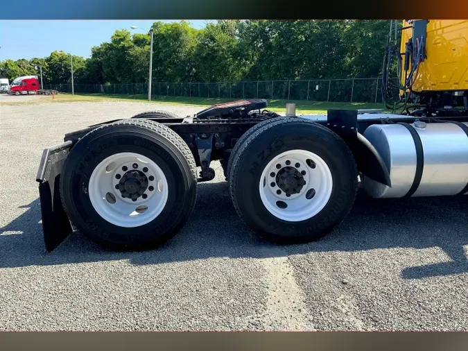 2019 INT LT625 6x4