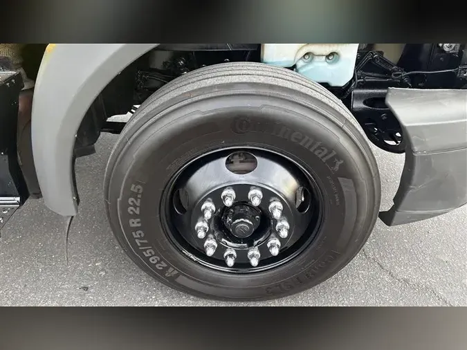 2018 INTERNATIONAL RH613