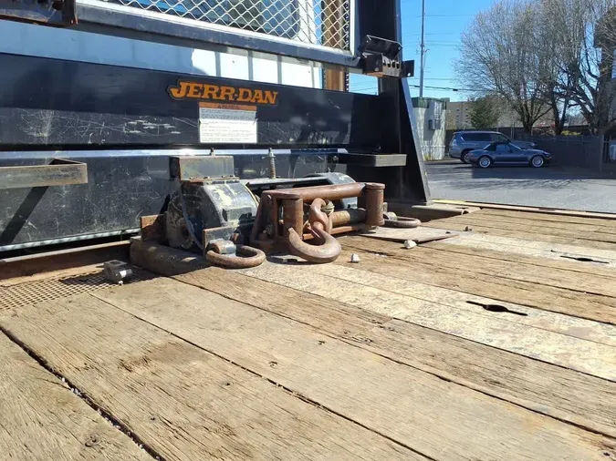 2014 FREIGHTLINER/MERCEDES M2 112