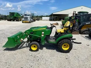 2020 John Deere 1025R