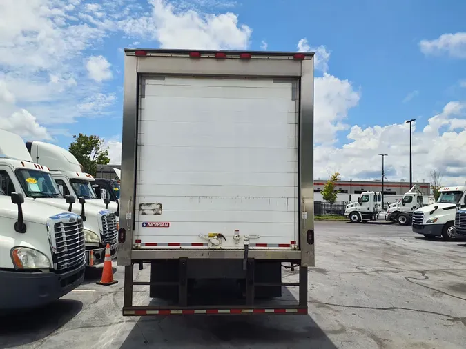 2019 FREIGHTLINER/MERCEDES M2 106