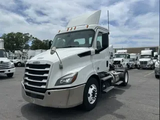 2020 FREIGHTLINER/MERCEDES NEW CASCADIA 116