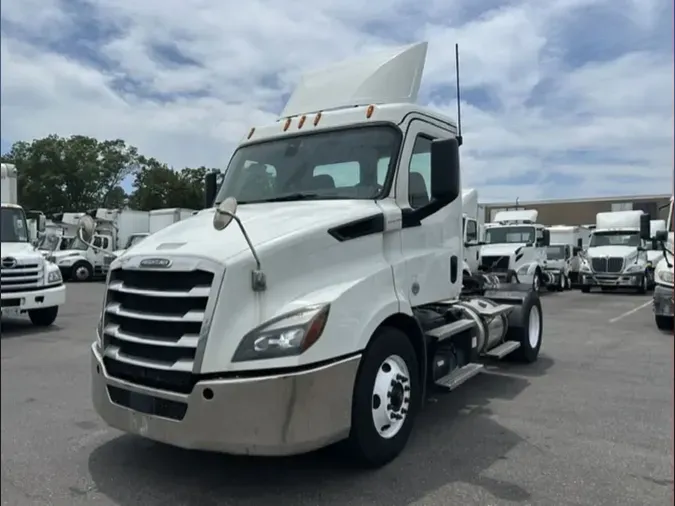2020 FREIGHTLINER/MERCEDES NEW CASCADIA 11635c03c18230d6b266274d76145567b01