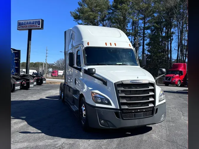 2021 FREIGHTLINER CASCADIA 12635c335d5f35e3def33395e5a0c7eb895