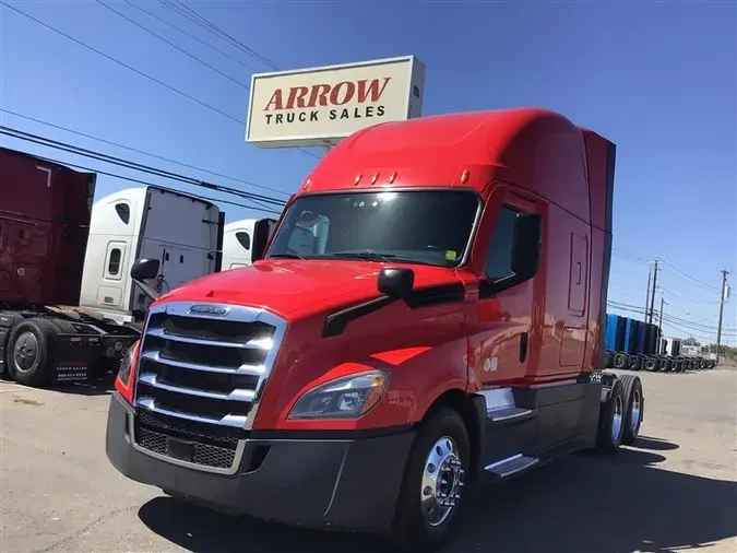 2021 FREIGHTLINER CA126