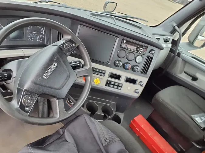 2020 FREIGHTLINER NEW CASCADIA 116