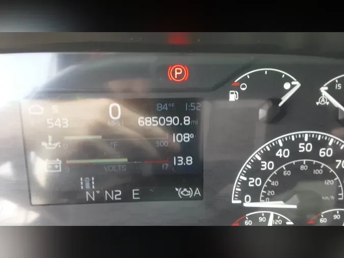 2018 Volvo VNL300